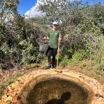 La pulizia di una delle pozze di abbeveraggio degli animali